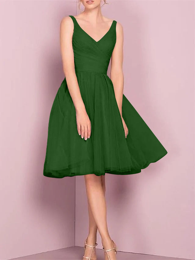A-Line/Princess V Neck Sleeveless Tea-Length Cocktail Dresses with Pleats