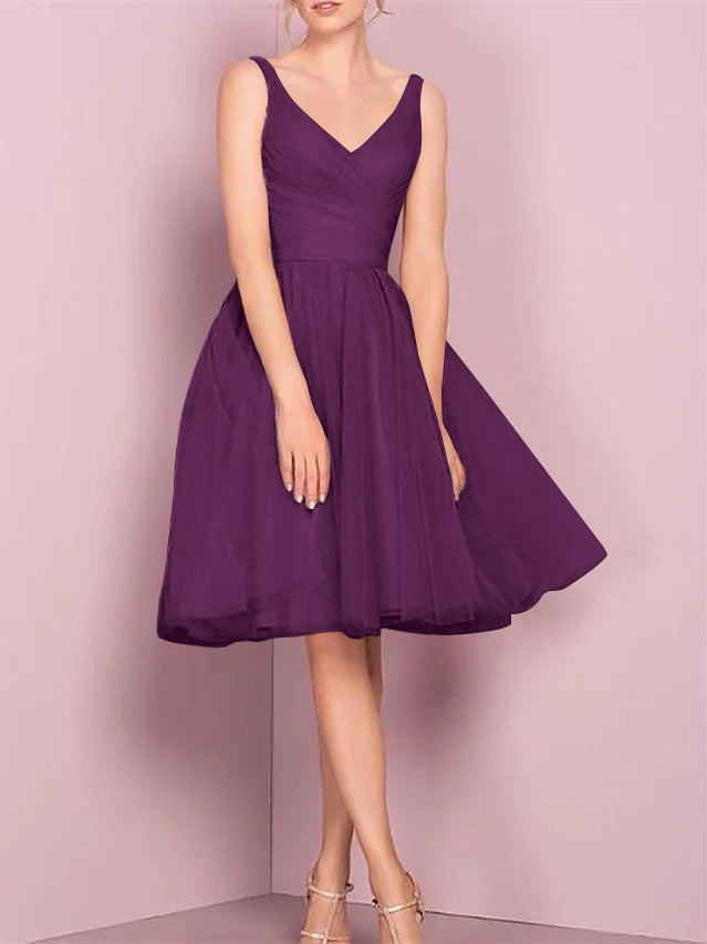 A-Line/Princess V Neck Sleeveless Tea-Length Cocktail Dresses with Pleats