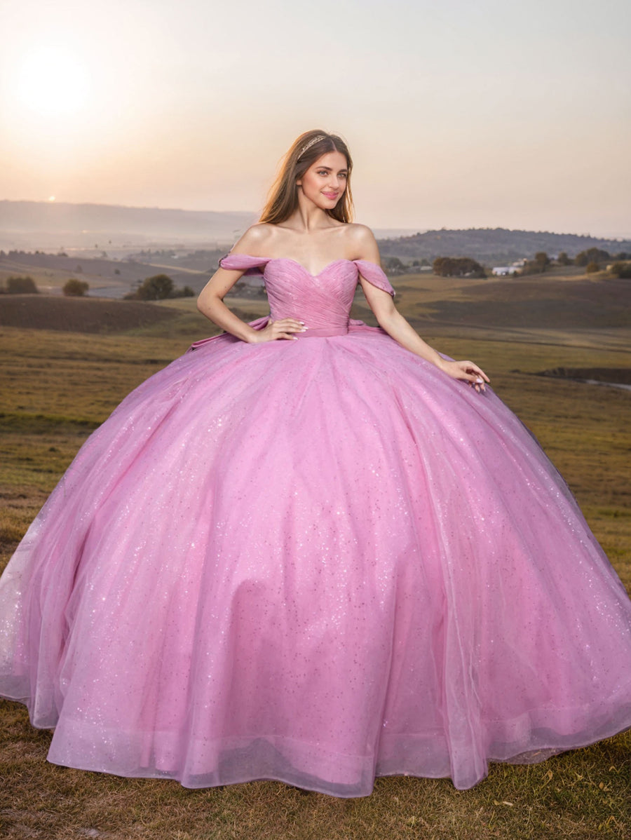 Shop Beautiful Quinceaera Dresses for Your Big Day | Mondressy