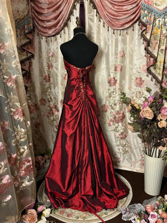 A-Line/Princess Sweetheart Sleeveless Floor-Length Taffeta Prom Dresses with Flowers & Sequins main image 1