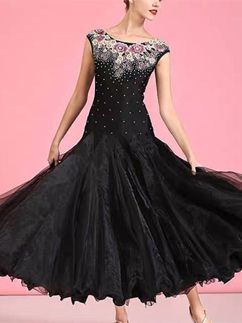 Women's Dancewear Ballroom Dance Dress Embroidery Crystals/Rhinestones Women's Performance Sleeveless