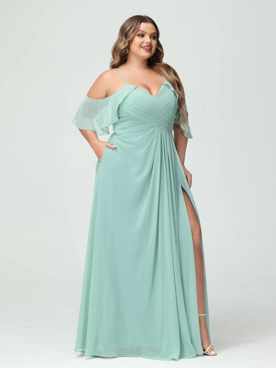 A-Line/Princess/Princess Spaghetti Straps Short Sleeves Chiffon Plus Size Bridesmaid Dresses with Pockets,Ruched Split Side