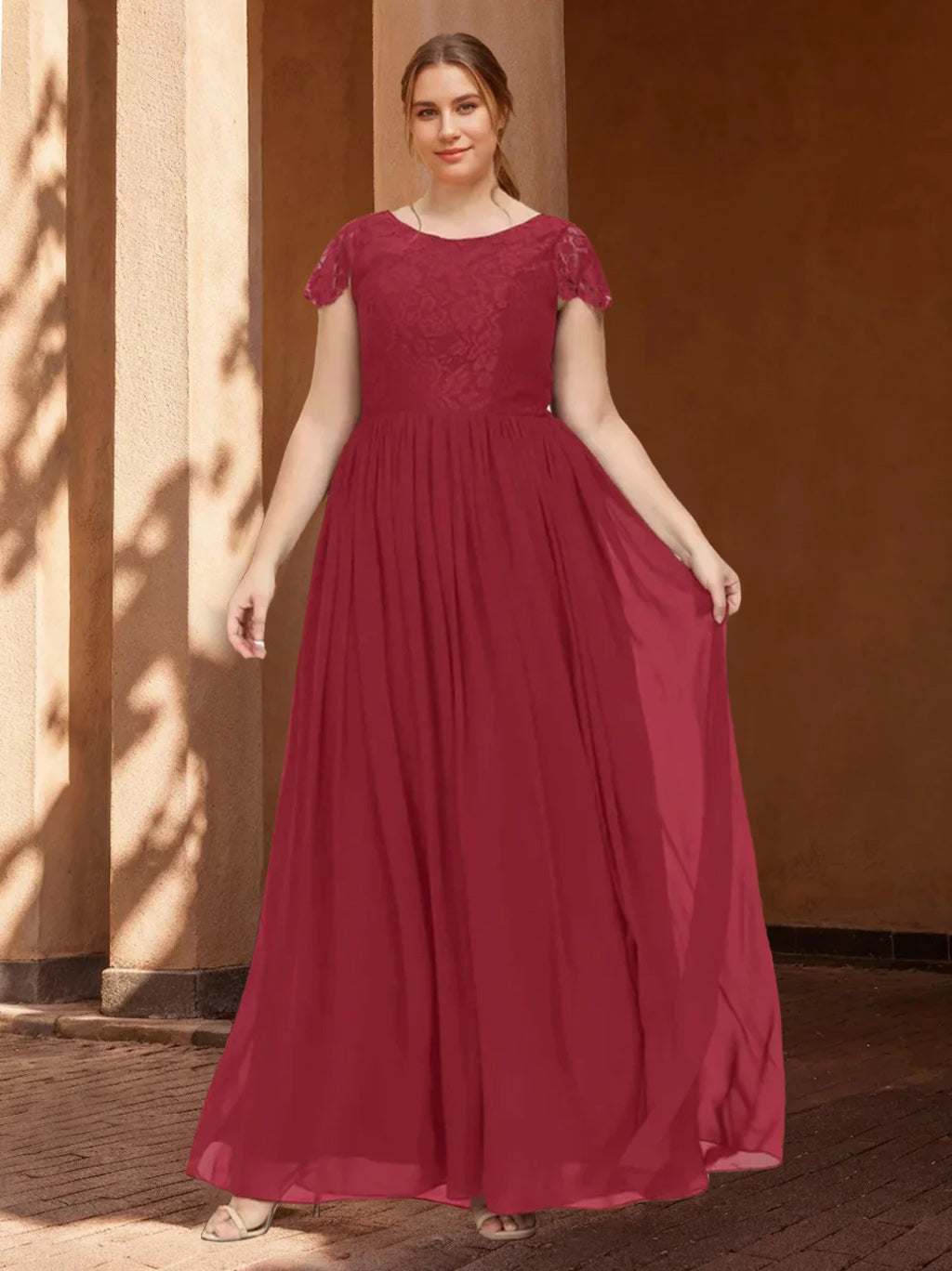 A-Line/Princess Scoop Neck Short Sleeves Floor-Length Plus Size Brides