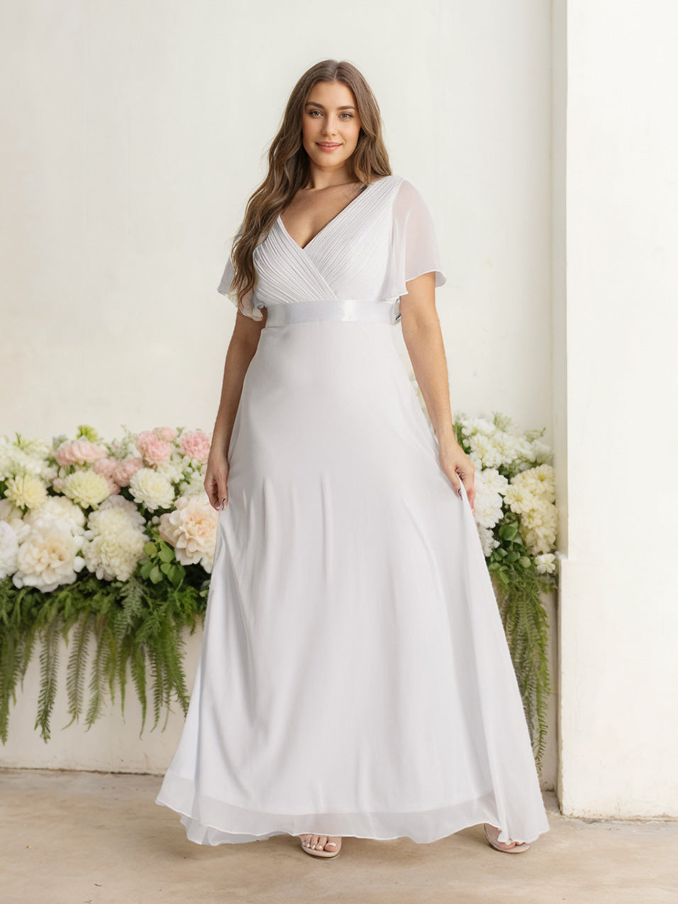 A-Line/Princess Deep V-Neck Short Sleeves Floor-Length Plus Size