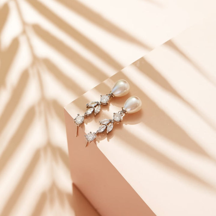 Elegant Oval Cubic Zirconia/Pearl Drop Earrings
