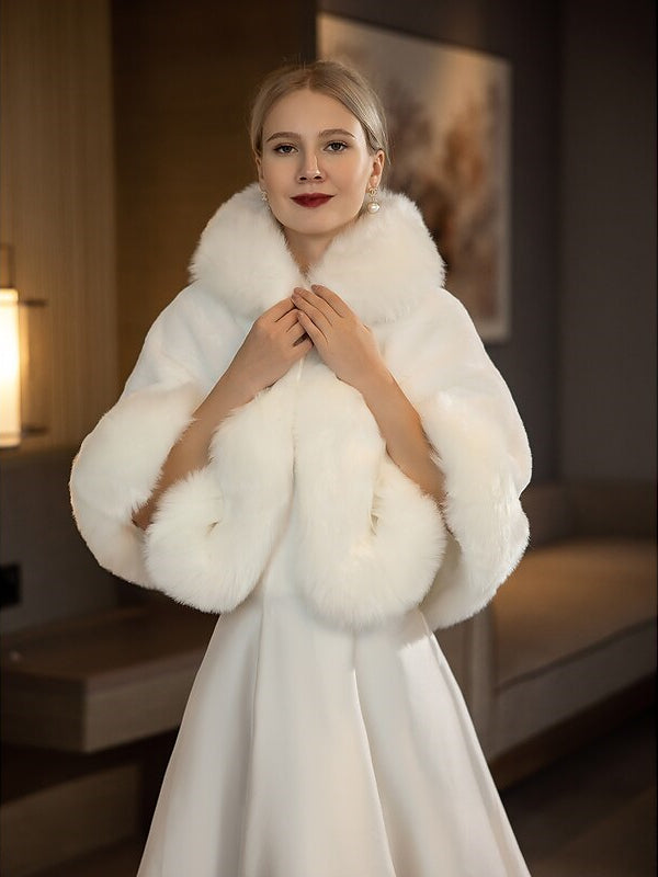 Shawls Bridal‘s Wraps Elegant Keep Warm Sleeveless White Faux Fur Fall Wedding With Pure Color