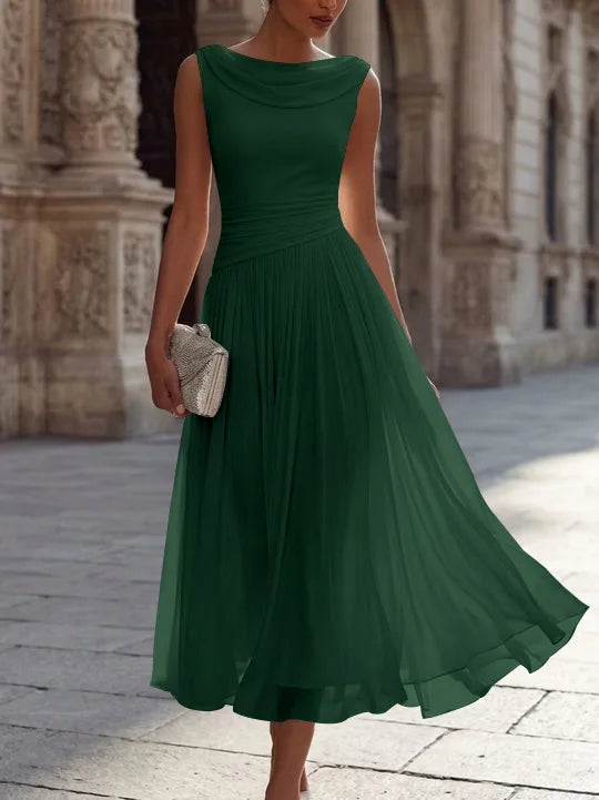 A-Line/Princess Boat Neck Chiffon Cocktail Dresses Sleeveless Tea-Length Pleated Little White Dresses Ruched Party Dresses