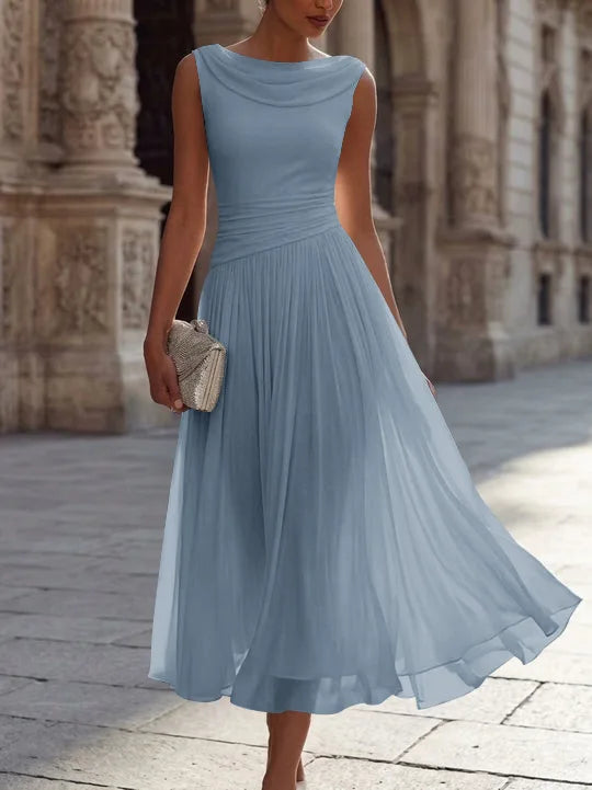 A-Line/Princess Boat Neck Chiffon Cocktail Dresses Sleeveless Tea-Length Pleated Little White Dresses Ruched Party Dresses