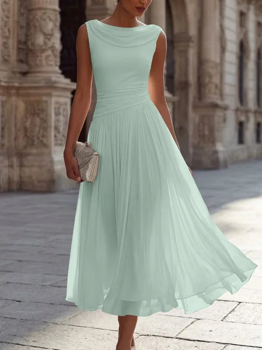 A-Line/Princess Boat Neck Chiffon Cocktail Dresses Sleeveless Tea-Length Pleated Little White Dresses Ruched Party Dresses