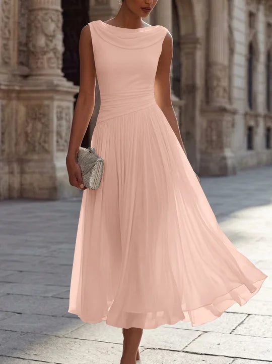 A-Line/Princess Boat Neck Chiffon Cocktail Dresses Sleeveless Tea-Length Pleated Little White Dresses Ruched Party Dresses