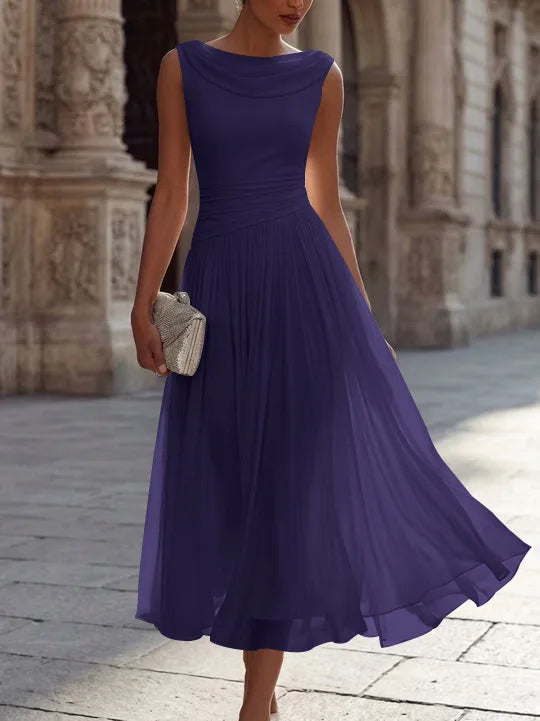 A-Line/Princess Boat Neck Chiffon Cocktail Dresses Sleeveless Tea-Length Pleated Little White Dresses Ruched Party Dresses
