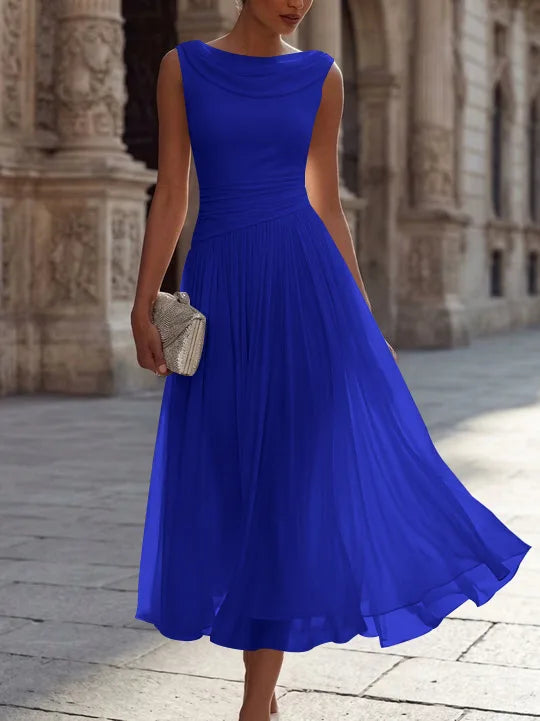 A-Line/Princess Boat Neck Chiffon Cocktail Dresses Sleeveless Tea-Length Pleated Little White Dresses Ruched Party Dresses