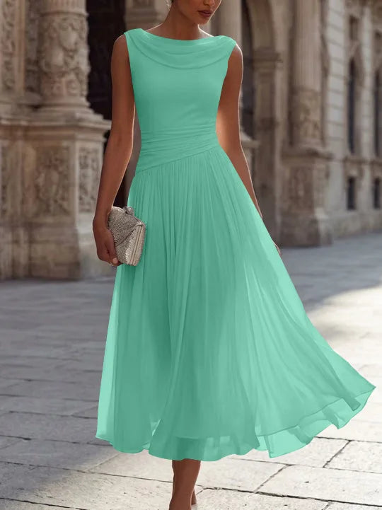 A-Line/Princess Boat Neck Chiffon Cocktail Dresses Sleeveless Tea-Length Pleated Little White Dresses Ruched Party Dresses