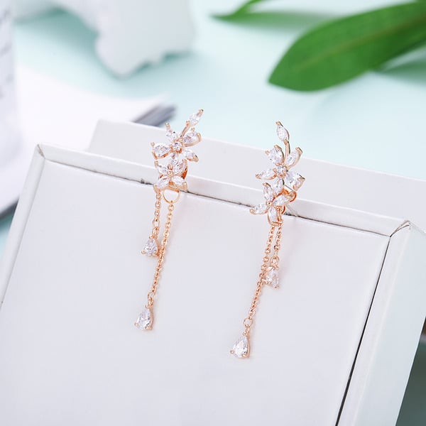 Charming Rhinestone/Tassels Drop Earrings