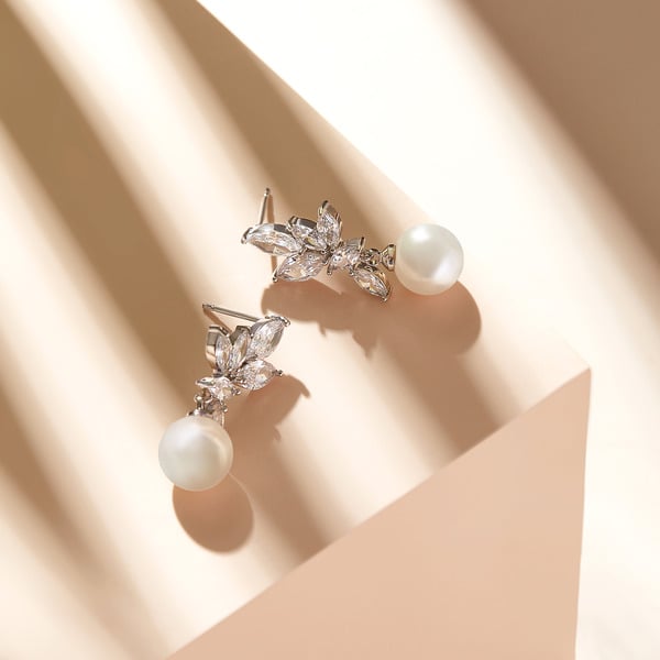 Elegant Oval Cubic Zirconia/Pearl Drop Earrings