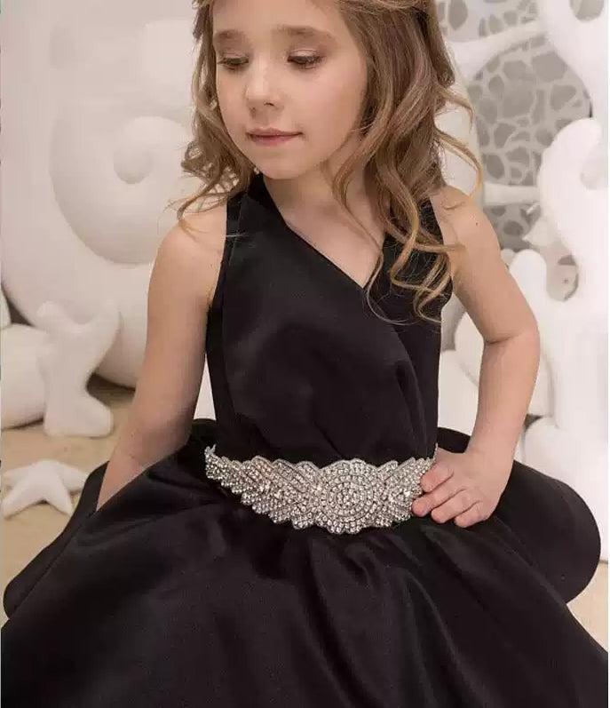 High Low Sleeveless Rhinestone Sash Girl Party Dress with Removed Train