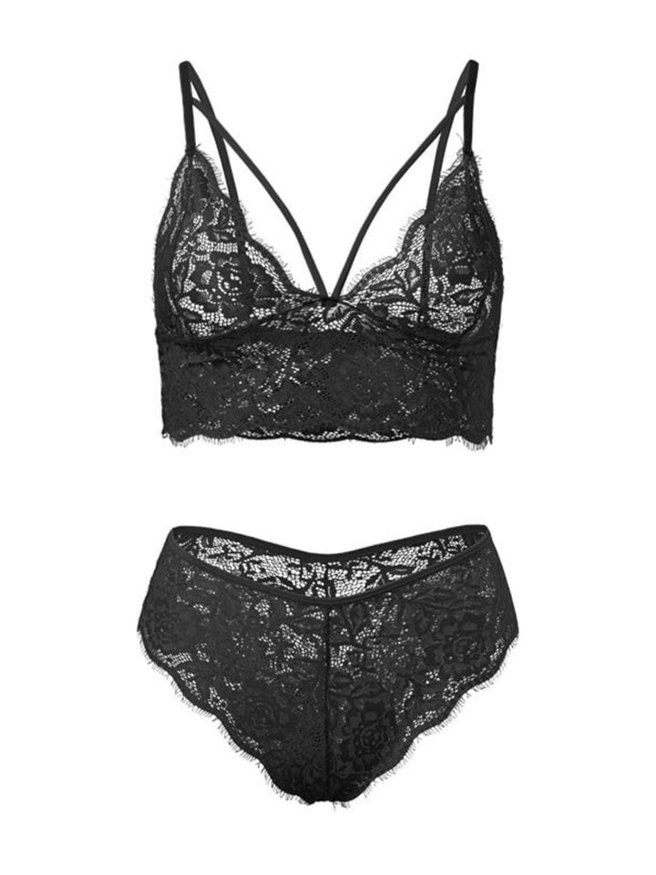 Women's Cute Sexy Lace Polyester Cami Lingerie Set