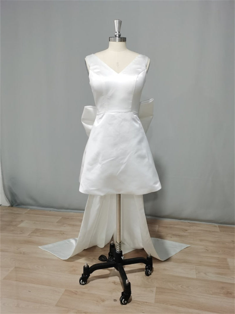 A-Line/Princess V-Neck Mini Wedding Dress With Bow