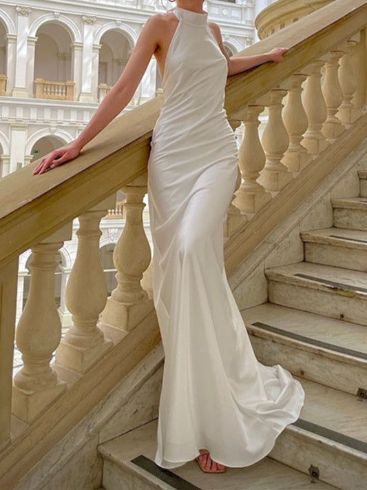 Trumpet/Mermaid Halter Floor-Length Wedding Dress