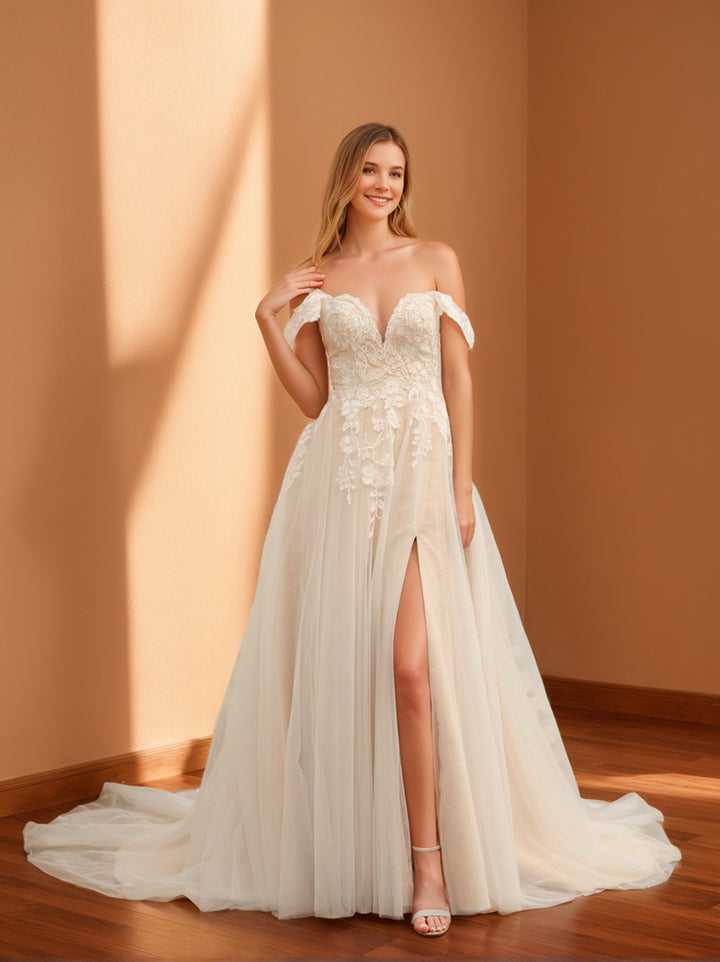 A-Line/Princess Sleeveless Long Wedding Dresses with Appliques & Split Side