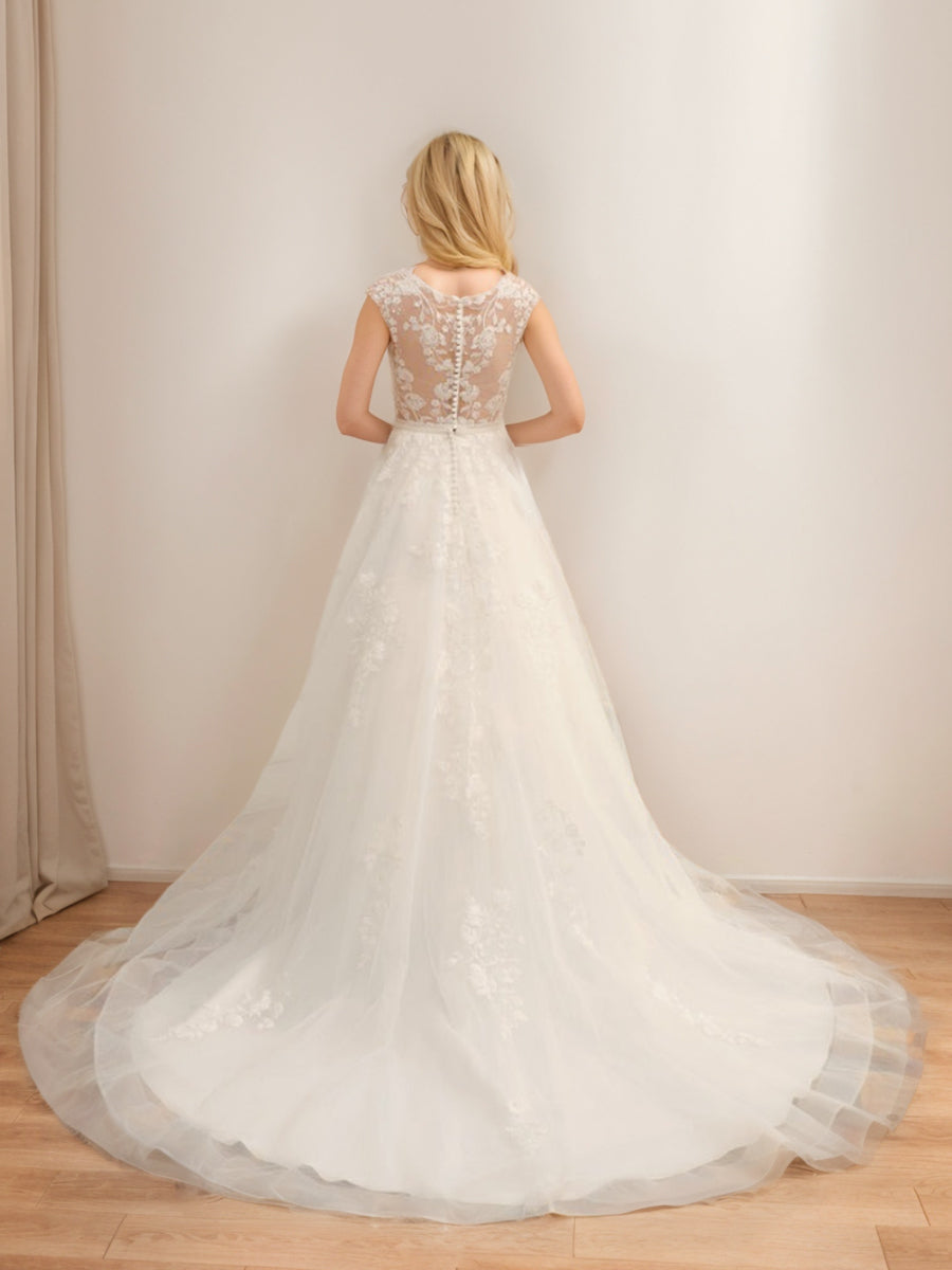 Ball Gown V-Neck Sleeveless Tulle Wedding Dresses with Applique & Beading