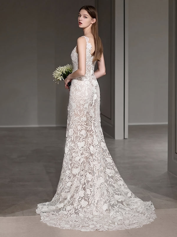 A-Line/Princess Scoop Sleeveless Sweep Train Wedding Dresses with Lace Appliques