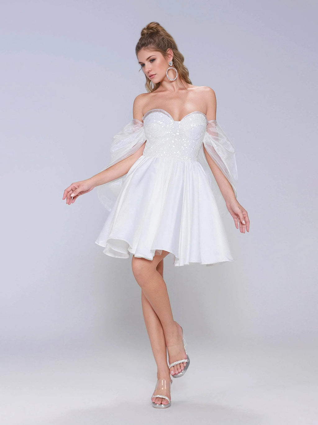 A-Line/Princess Off-the-Shoulder Short/Mini Little White Dresses with Sequins