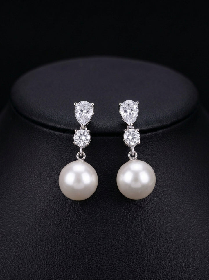Elegant Pearl/Rhinestone Drop Earrings