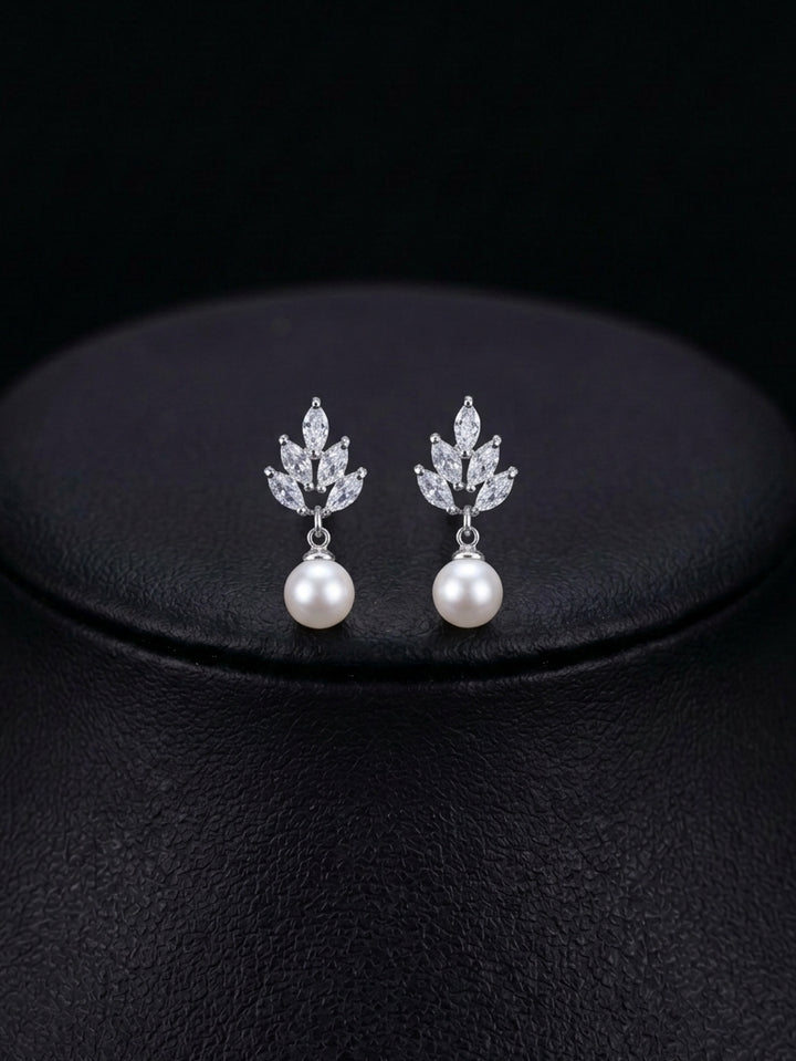 Elegant Pearl/Rhinestone Drop Earrings