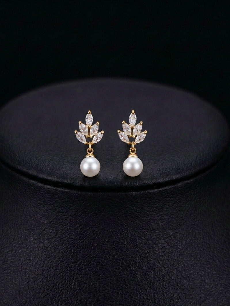 Elegant Pearl/Rhinestone Drop Earrings