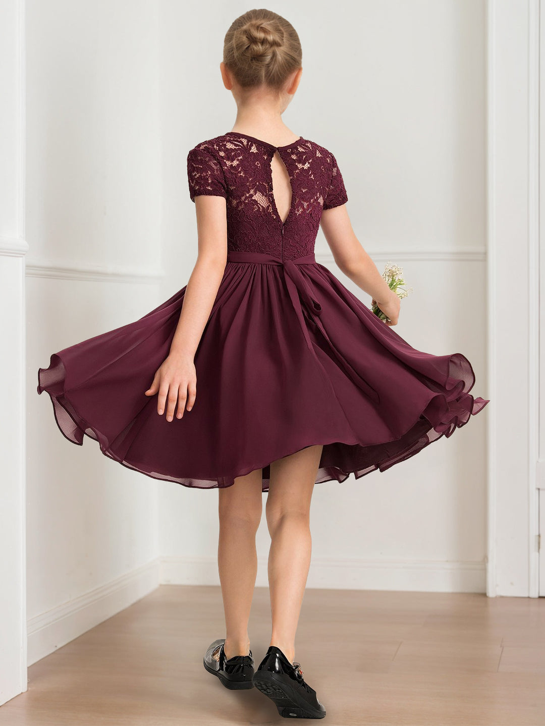 A-Line/Princess Scoop Short Sleeves Knee-Length Pleated Junior Bridesmaid Dresses with Bow Sash A-Line/Princess Scoop Short Sleeves Knee-Length Pleated Junior Bridesmaid Dresses with Bow Sash