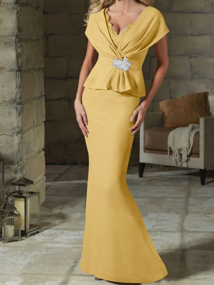 Sheath/Column V-Neck Mother of the Bride Dresses with Belt Gold Sheath/Column V-Neck Mother of the Bride Dresses with Belt Gold