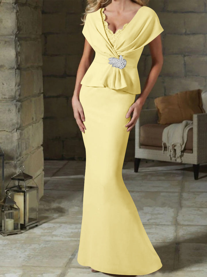 Sheath/Column V-Neck Mother of the Bride Dresses with Belt