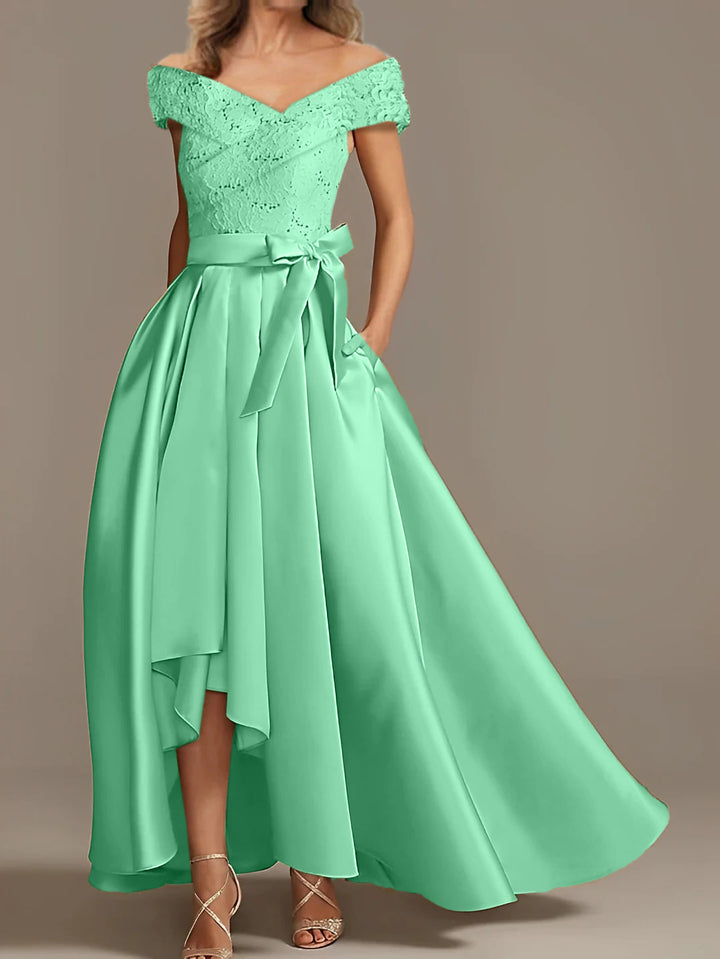 A-Line/Princess Off-the-Shoulder Asymmetrical Mother of the Bride Dresses with Ruffles