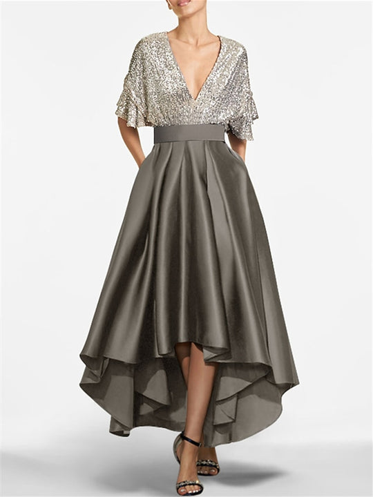 A-Line/Princess V-Neck Half Sleeves Mother of the Bride Dresses with Applique