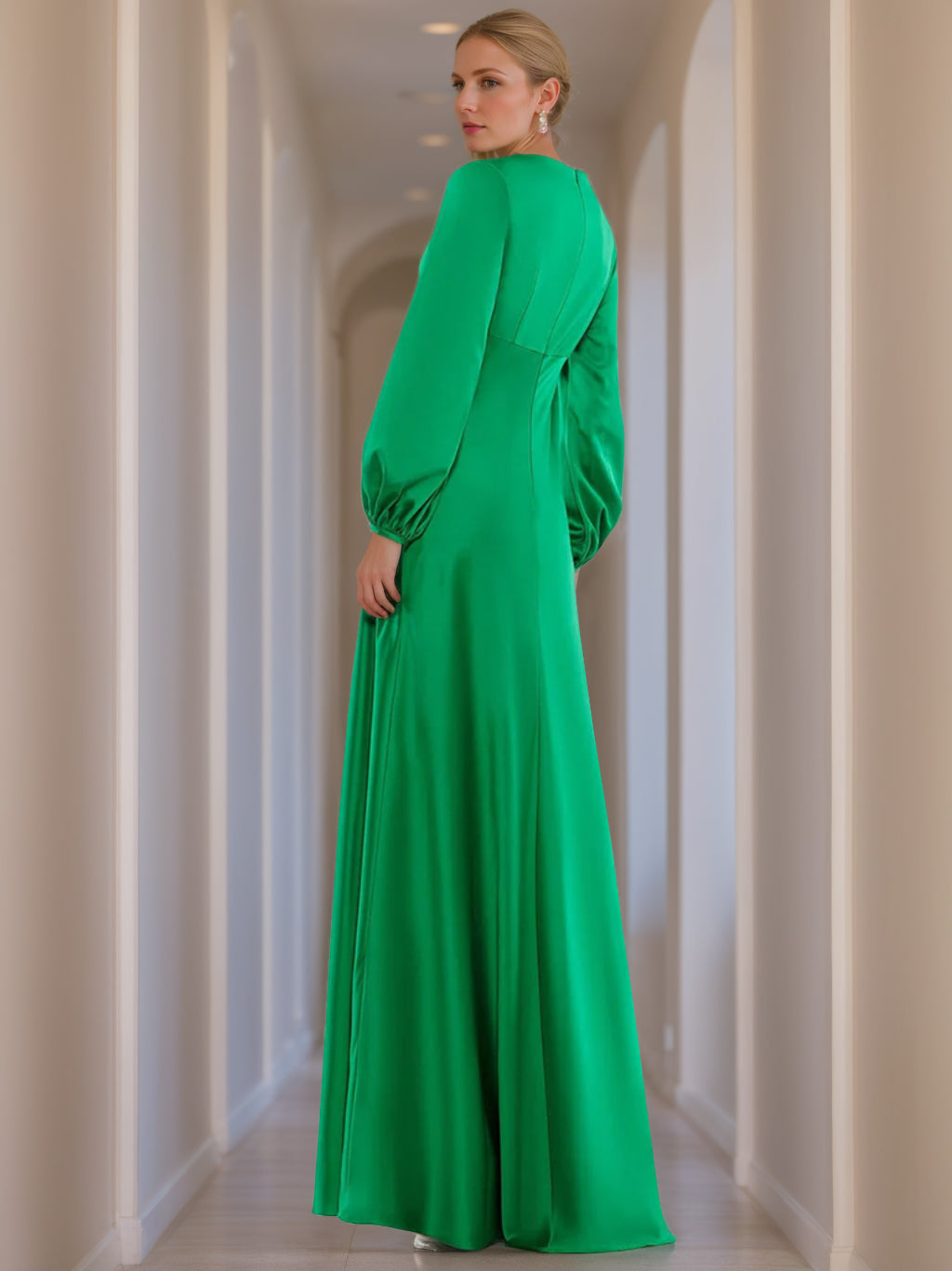 A-Line/Princess V-Neck Long Sleeves Floor-Length Mother of the Bride Dresses with Ruffles