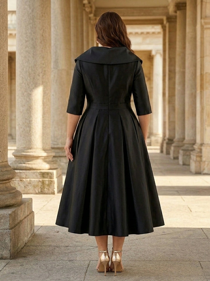 A-Line/Princess V-Neck Plus Size Mother of the Bride Dresses with Appliques Tea-Length Elegant