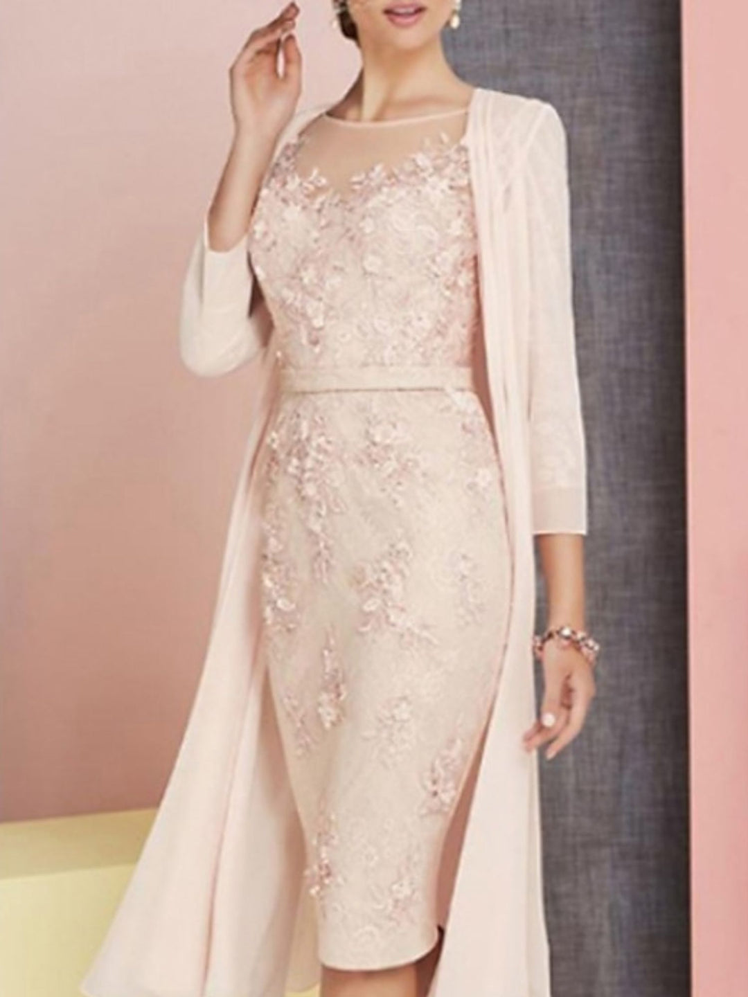 Sheath/Column Retro Round Long Sleeves Knee-Length Mother of the Bride Dresses with Lace Appliques