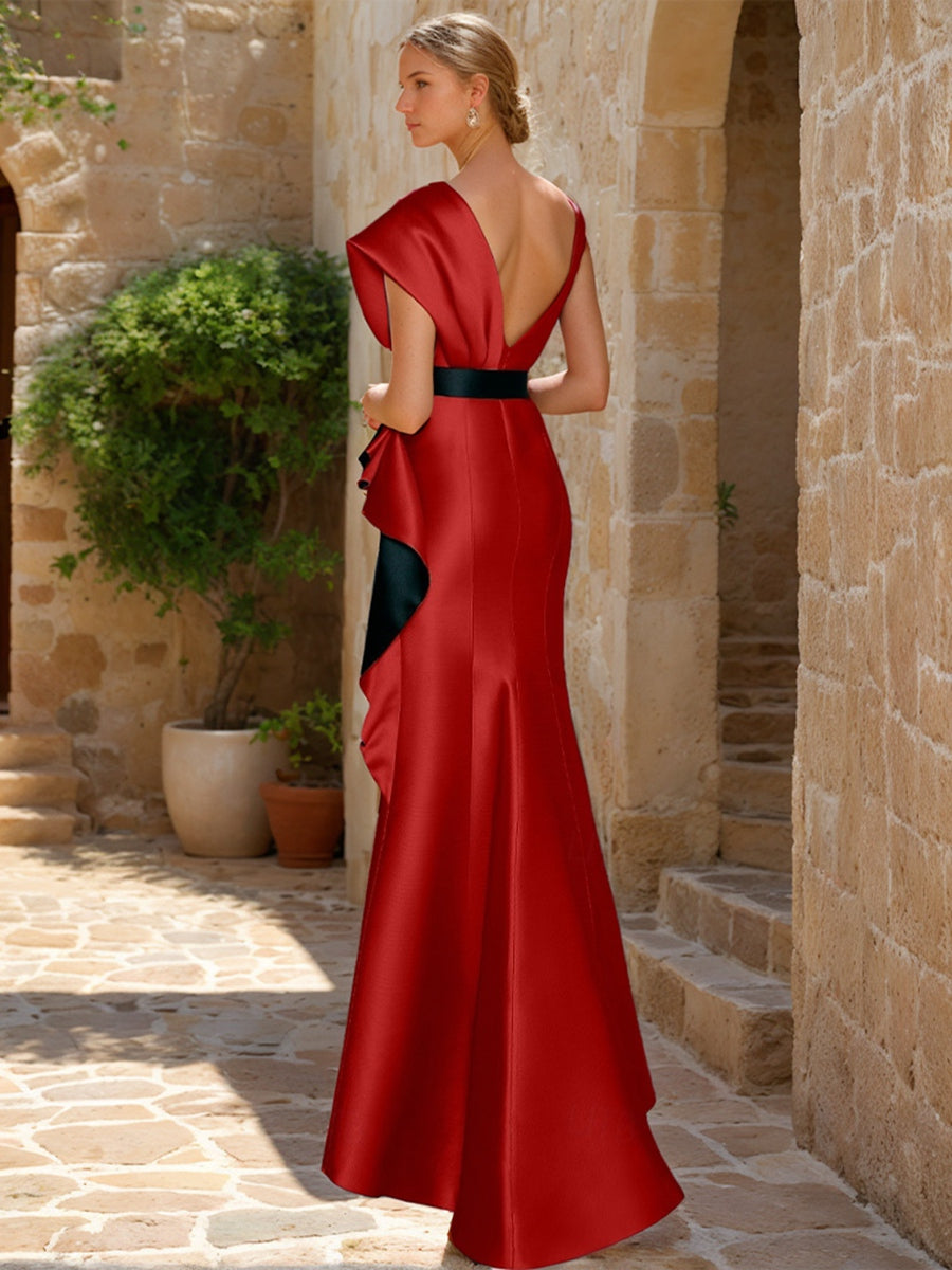 Sheath/Column V-Neck Sleeveless Mother of the Bride & Groom Dresses with Appliques & Belt