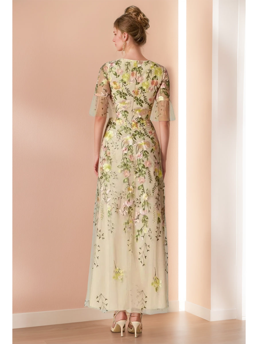 A-Line/Princess V-Neck Short Sleeves Floral Mother of the Bride Dresses with Embroidery