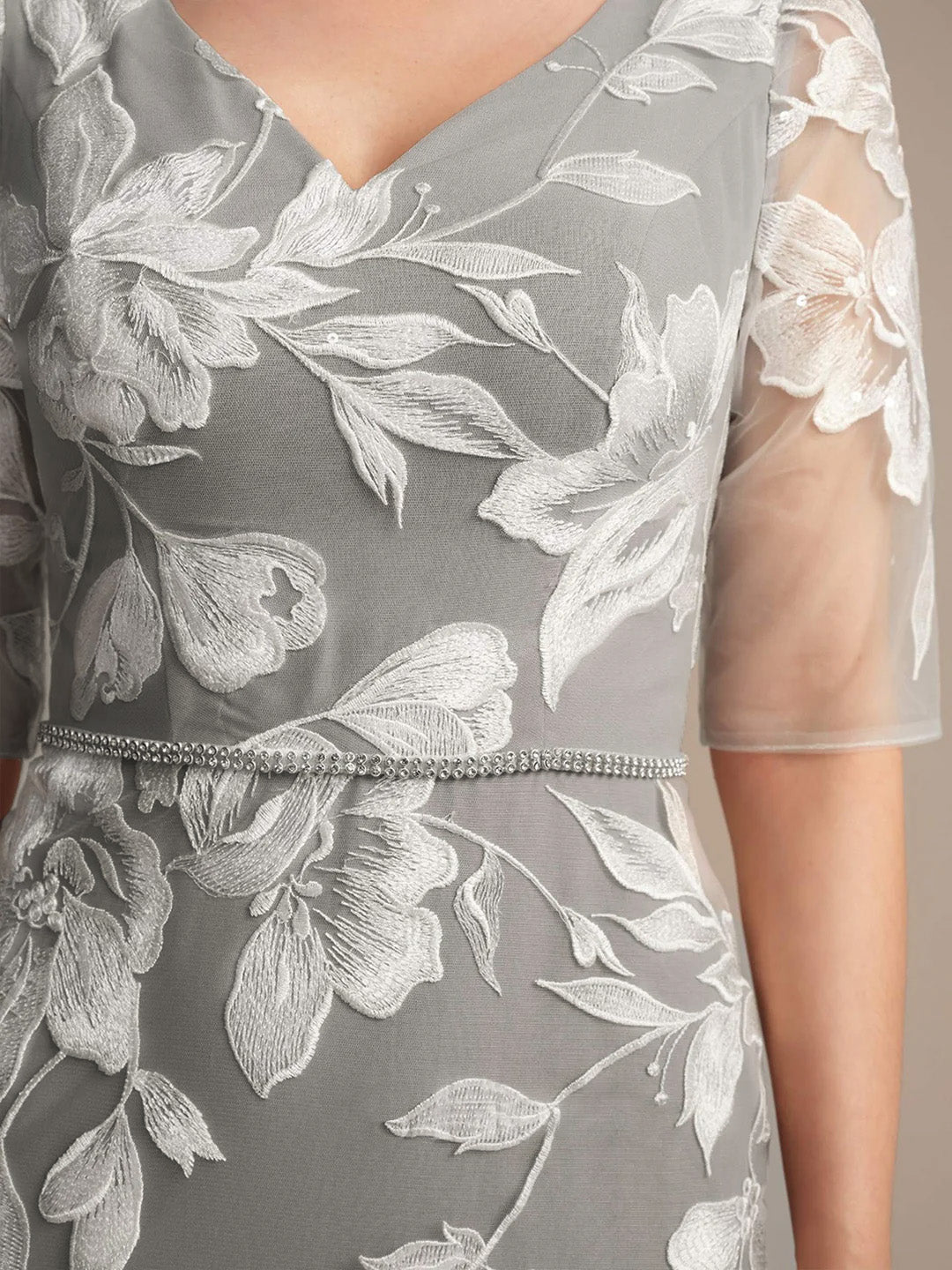 Sheath/Column V-Neck Half Sleeves Knee-Length Beading Mother of the Bride Dresses with Floral Embroidery & Appliques & Jacket