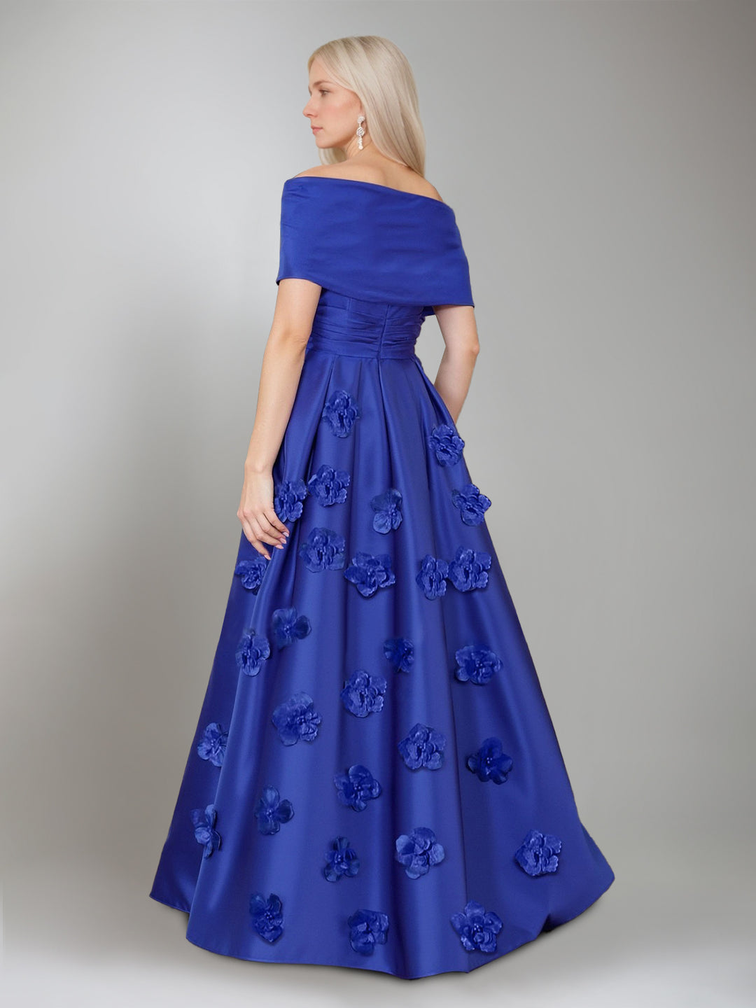 A-Line/Princess Off-the-Shoulder Short Sleeves Pleated Floor-Length Ruched Mother of the Bride Dresses with 3D Flowers