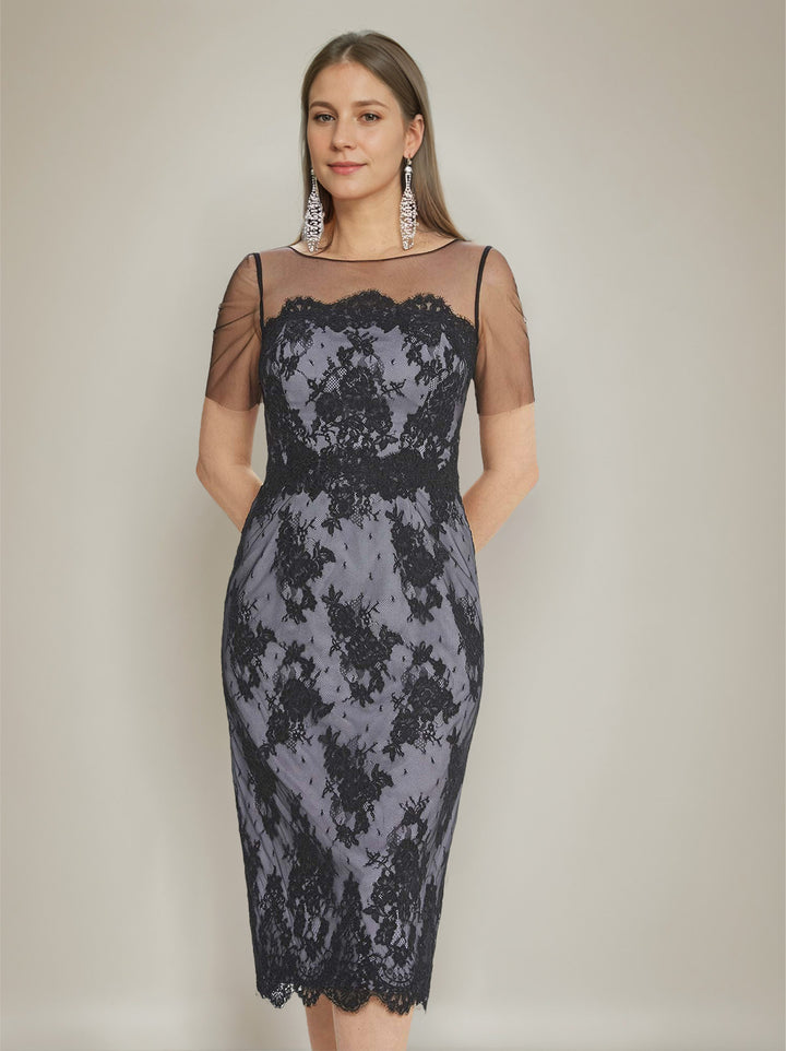 Sheath/Cloumn Round Neck Plus Size Short Sleeves Mother of the Bride Dresses with Appliques & Slit