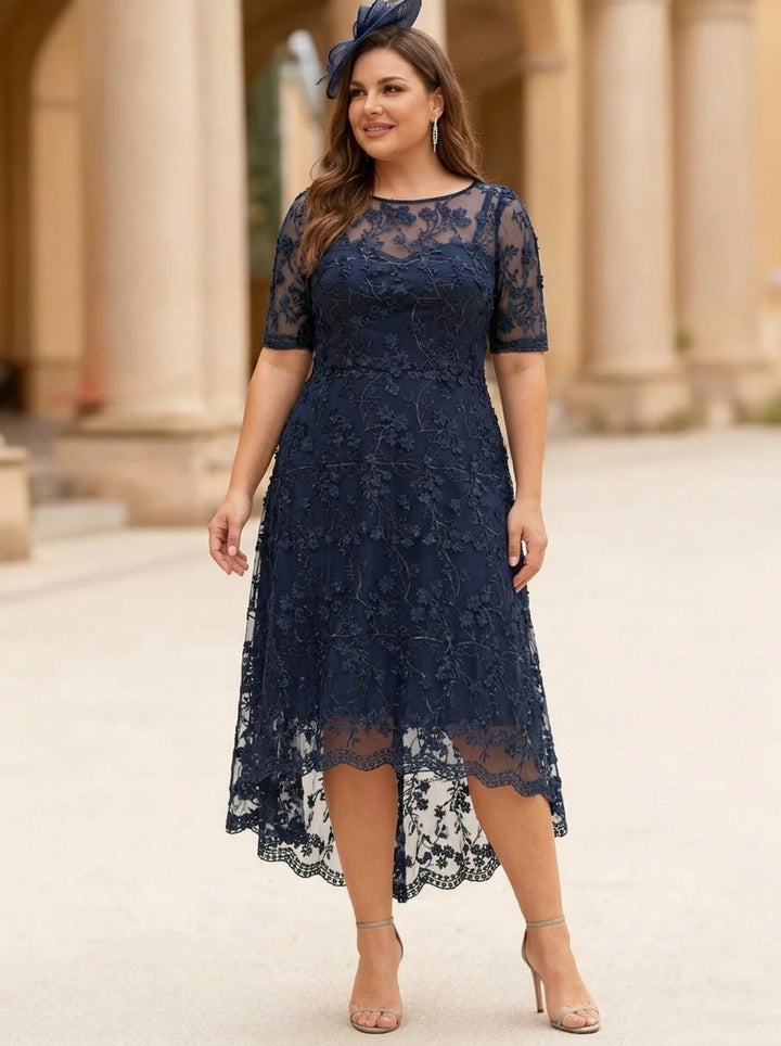 A-Line/Princess Scoop Lace Plus Size Mother of the Bride Dresses Tea-Length Half Sleeves Cocktail Dresses
