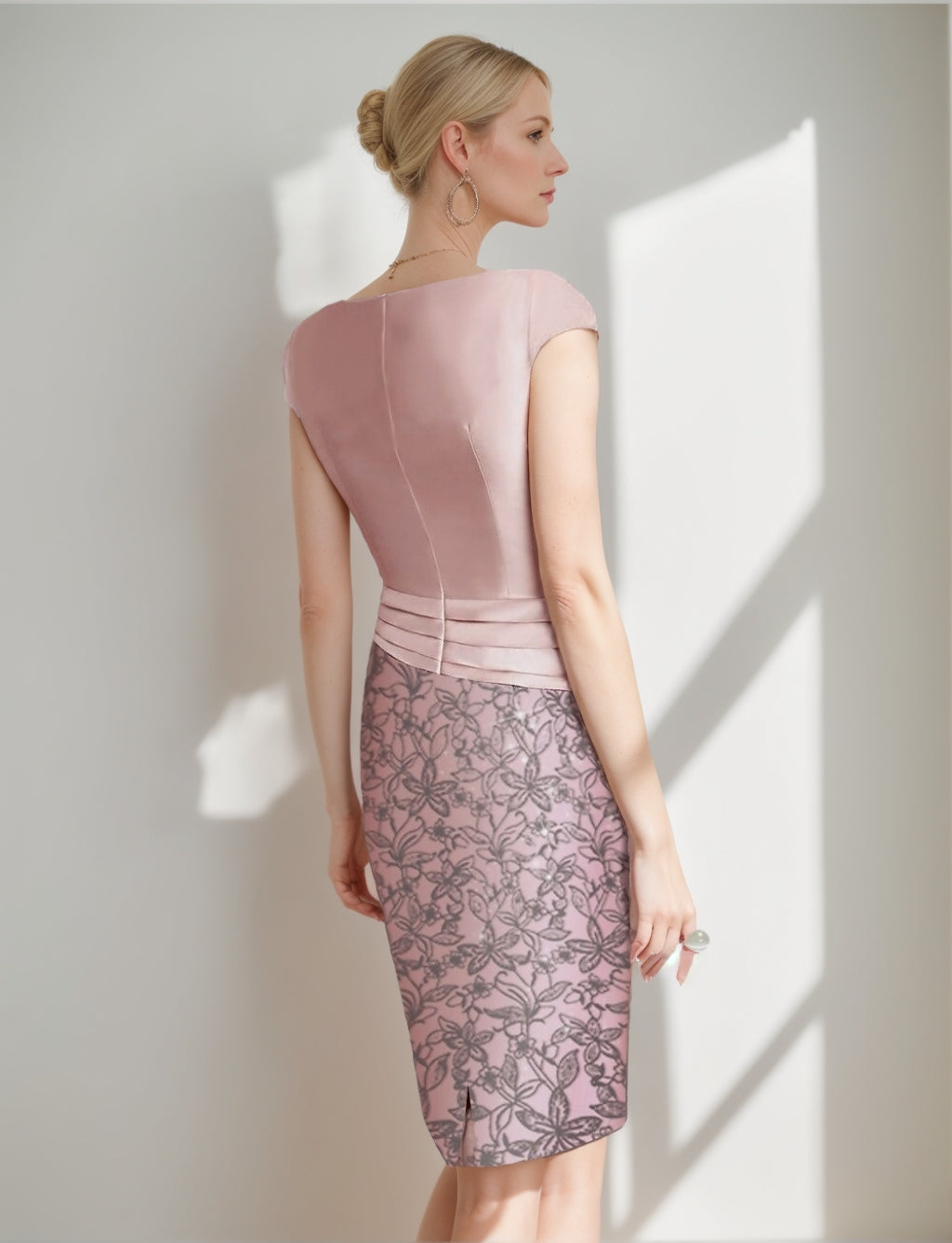 Sheath/Column 2 Pieces Scoop Satin Mother of the Bride Dresses with Jacket Lace 3/4 Sleeves Knee-Length