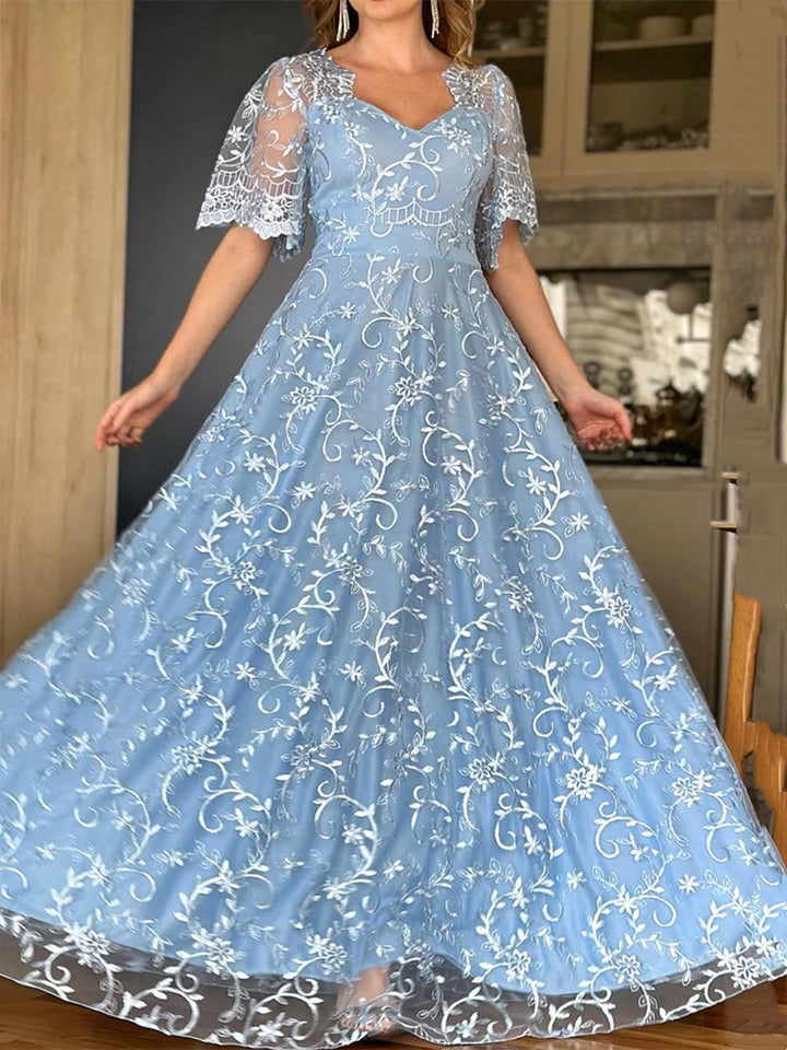 A-Line/Princess Lace V-Neck Mother of the Bride Dresses Short Sleeves Floor-Length