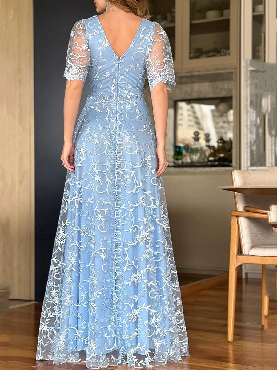 A-Line/Princess Lace V-Neck Mother of the Bride Dresses Short Sleeves Floor-Length