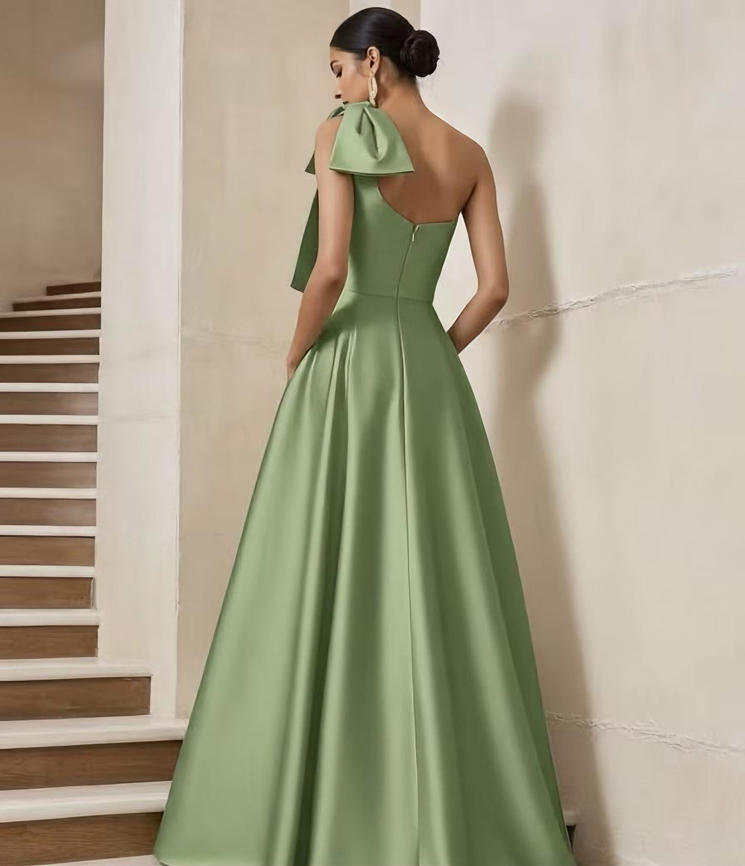 Sheath/Column One-Shoulder Satin Mother of the Bride Dresses with Overskirt Sleeveless Floor-Length Bow