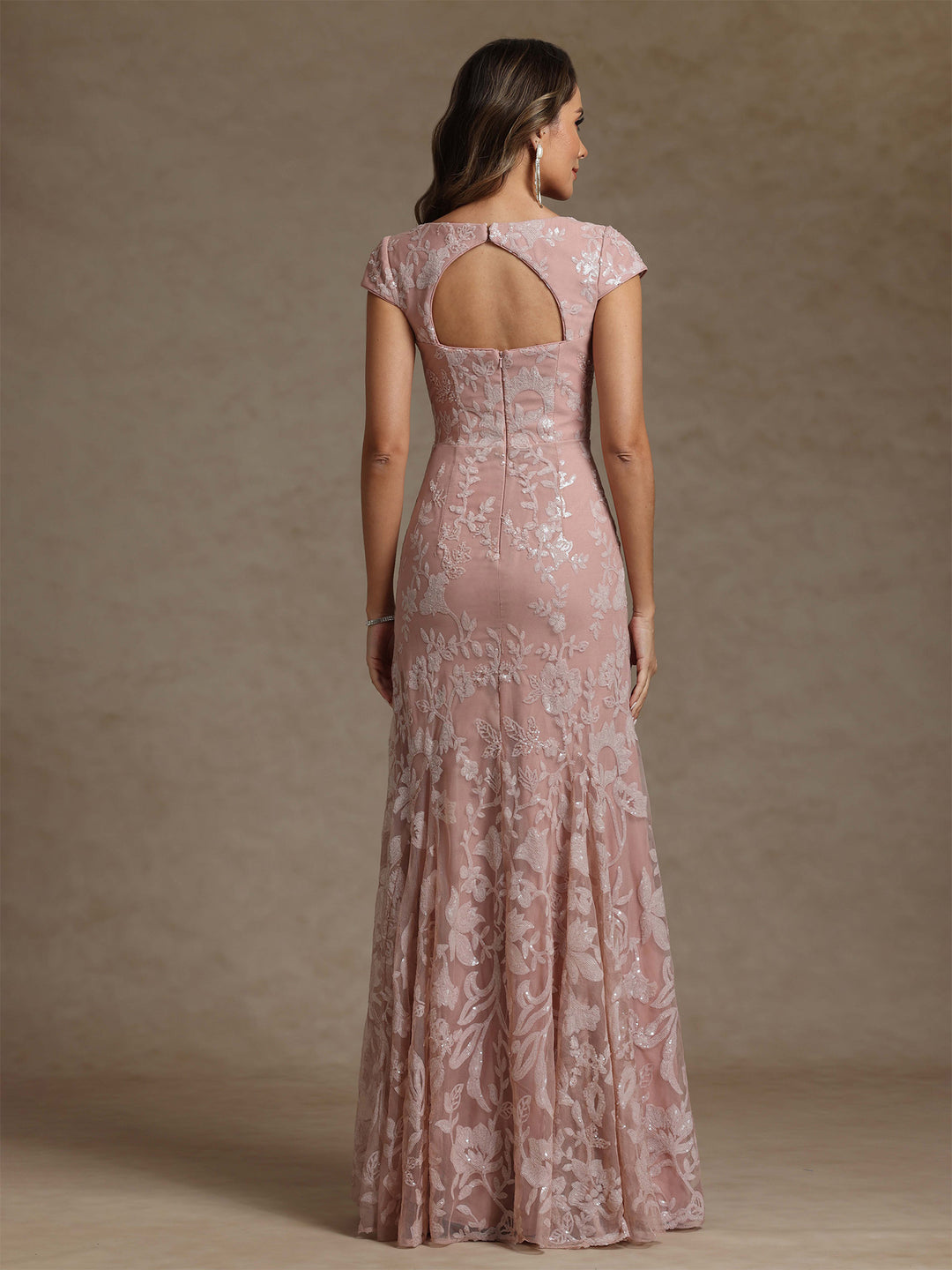 Sheath/Column Square Collar Chiffon Mother of the Bride Dresses Floor-Length Lace Sequins Short Sleeves