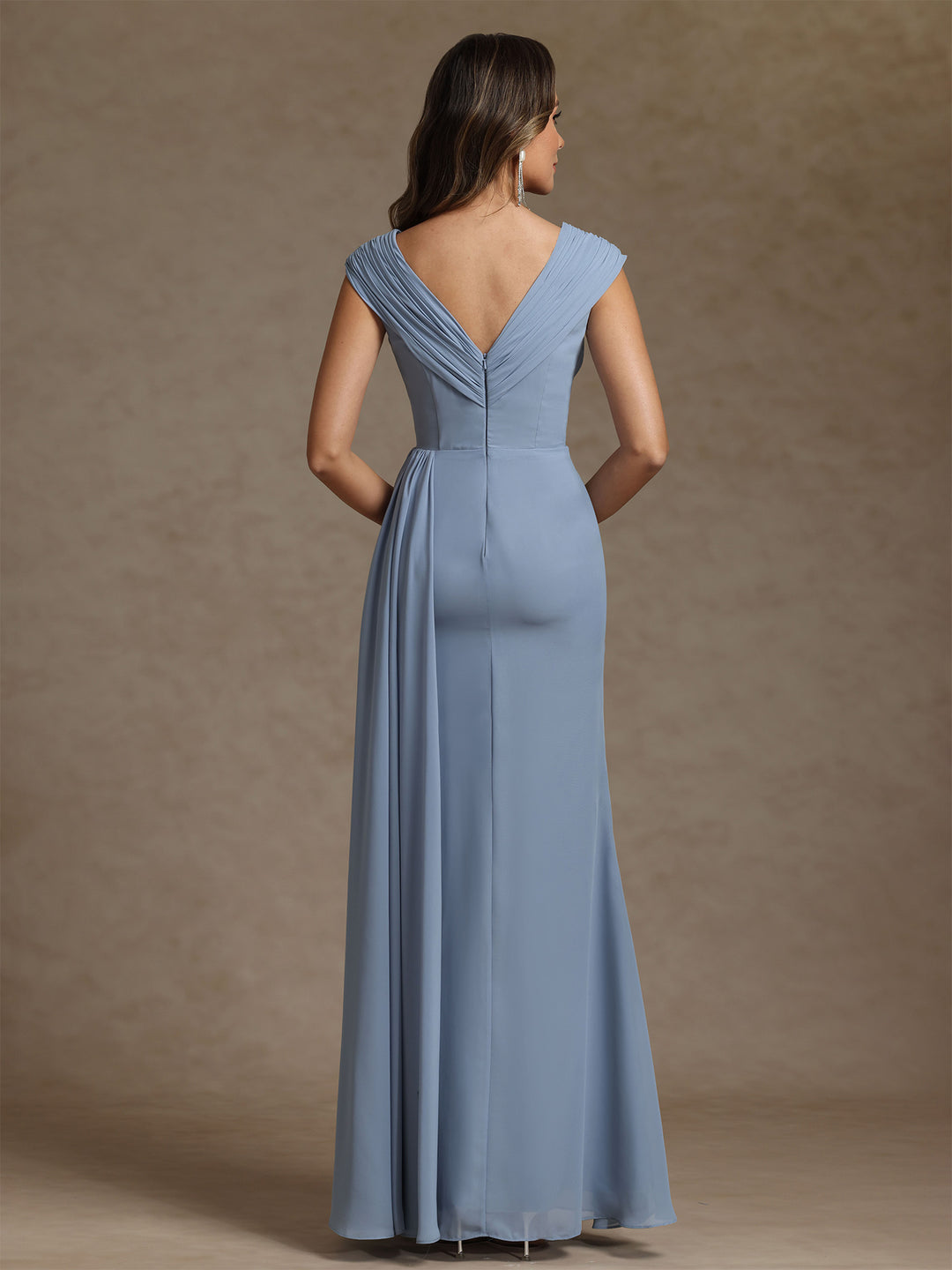 Sheath/Column V-Neck Chiffon Mother of the Bride Dressese Floor-Length Ruched Sleeveless Appliques